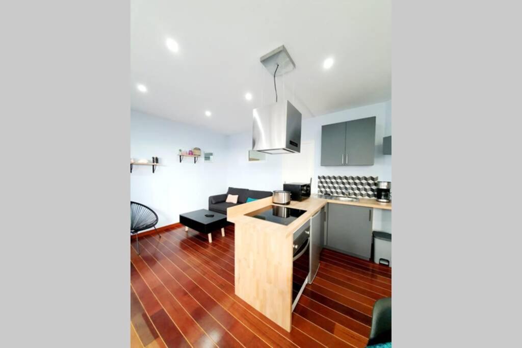 Appartement Lumineux Tout Confort De 33M2 Au Centre De 반느 외부 사진